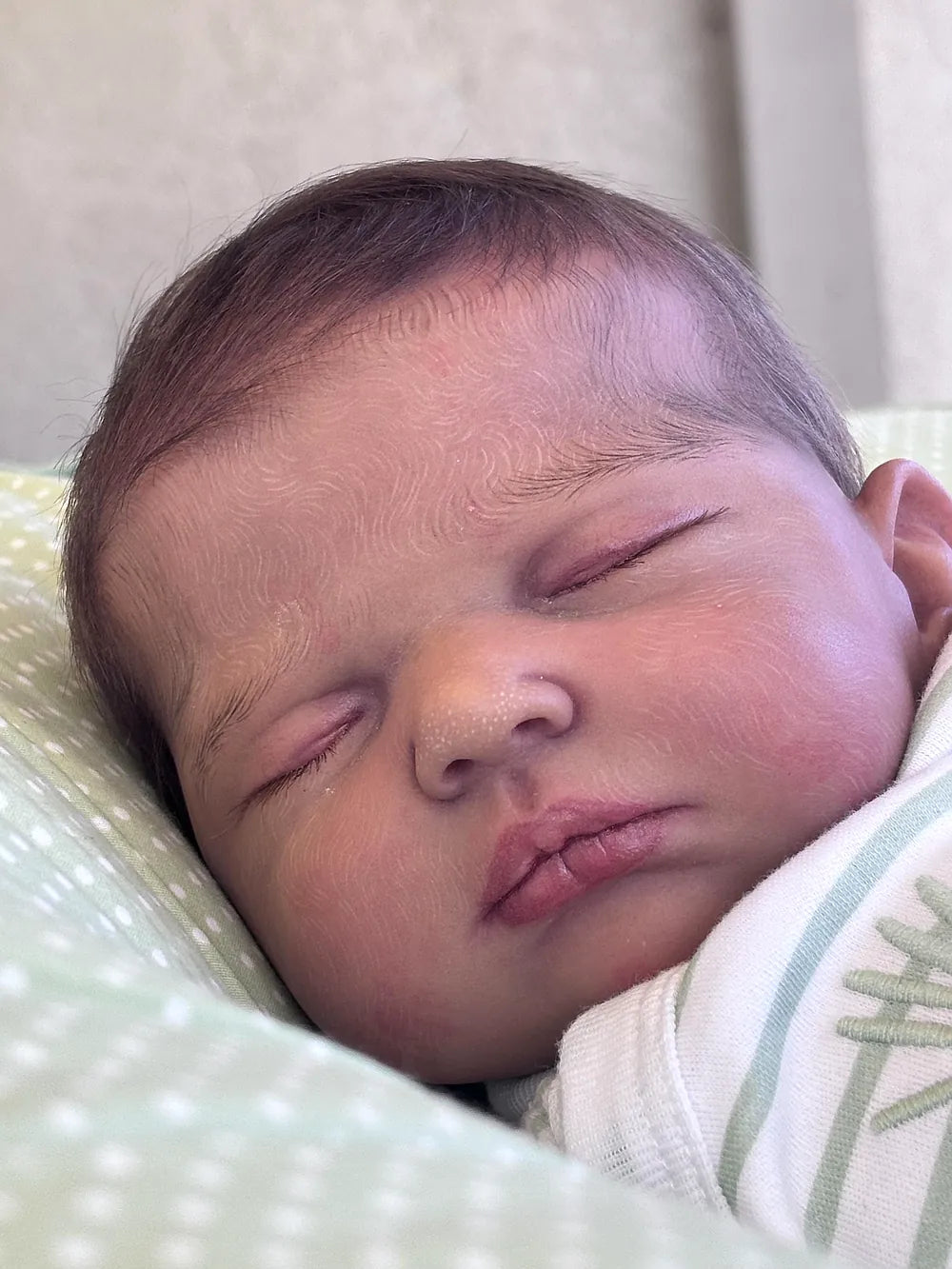Muñeco Reborn Realista Santiago Niño 50cm y 1.400 kg